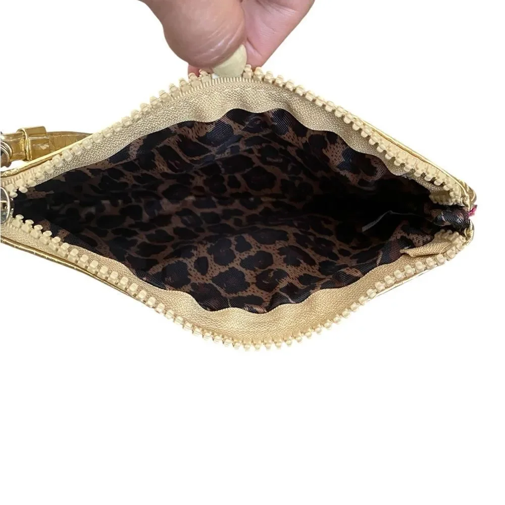 London SOHO New York Gold Metalic Quilted Wristlet/Clutch/Bag Fits a phone EUC